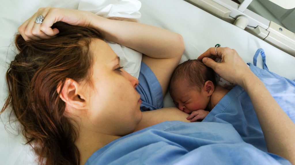 Can newborn drink water